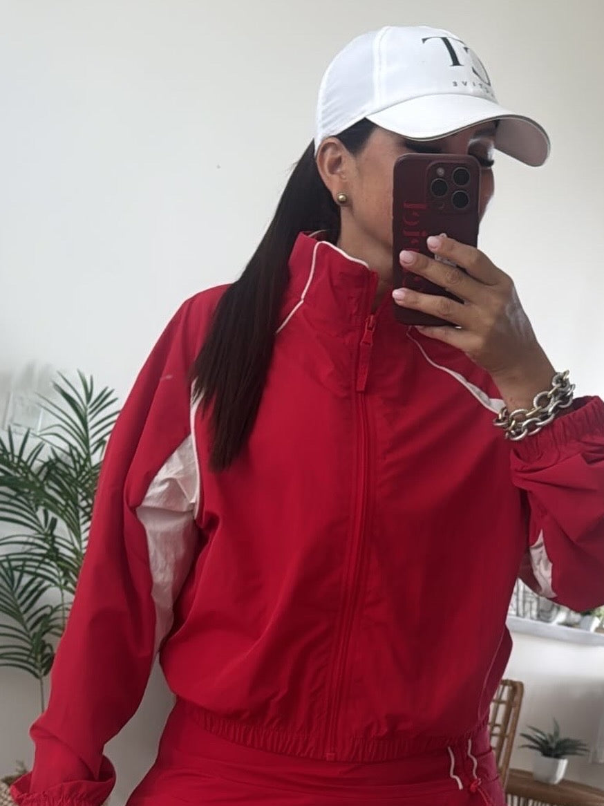 Red Statement Jacket (pre-order) 27 Abril