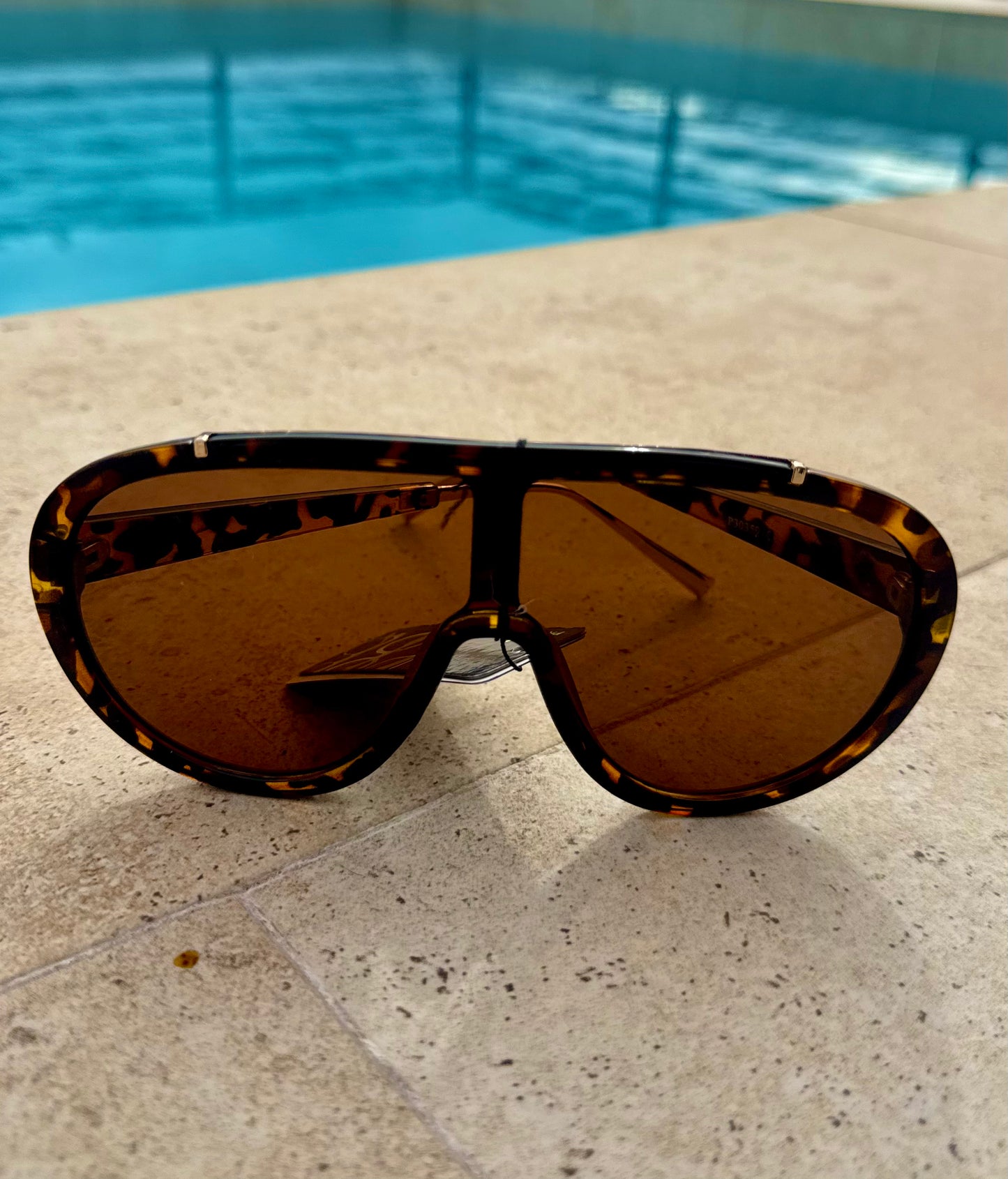 Chunky Glam Sunglasses