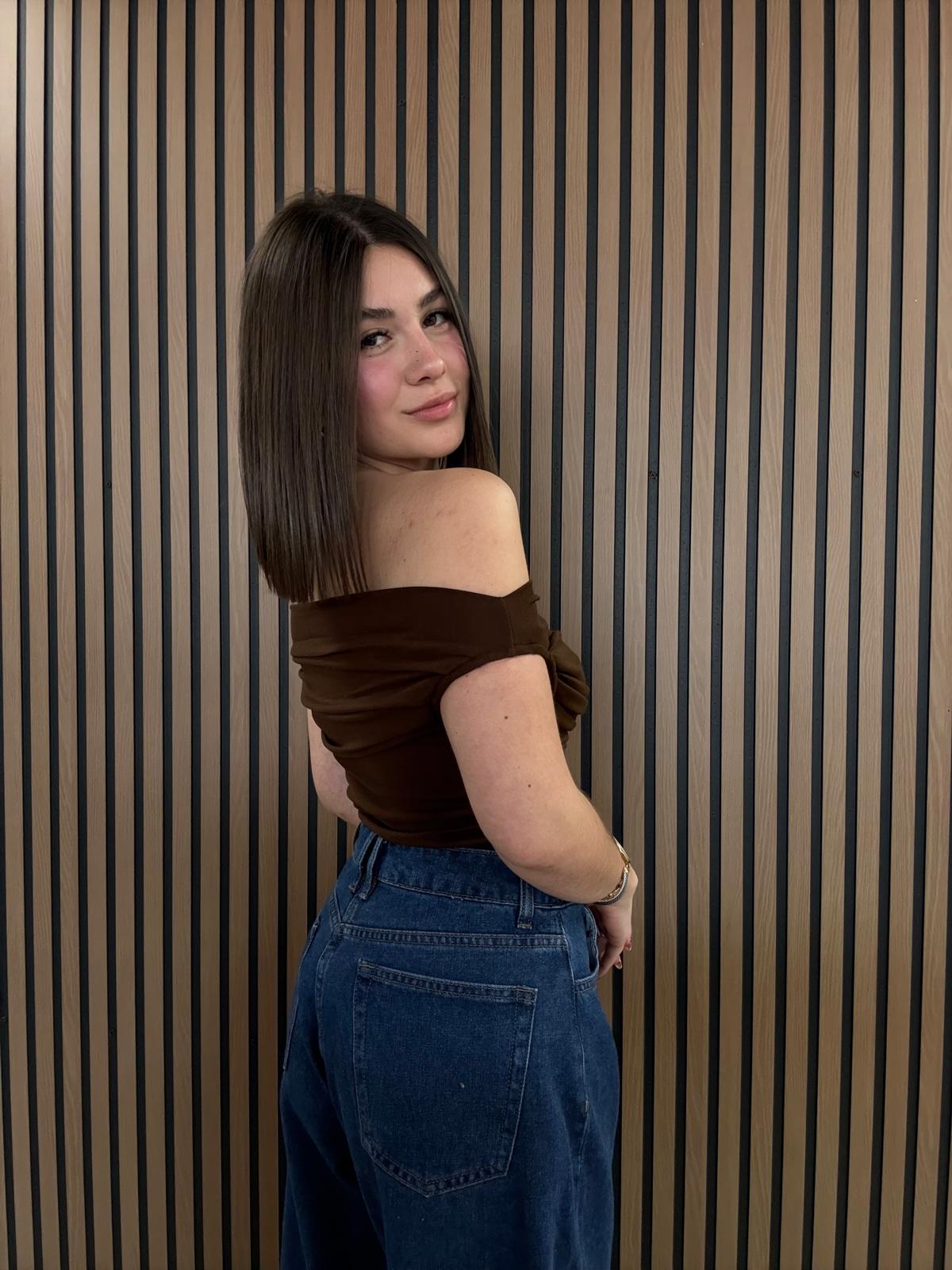Top Off-Shoulder Brown Glam